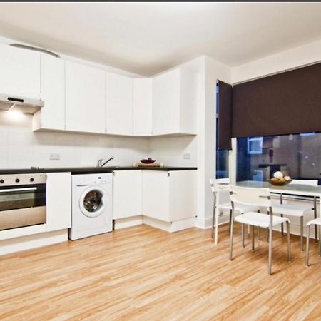 Budget Double Room Close To Leeds University And City Centre 外观 照片